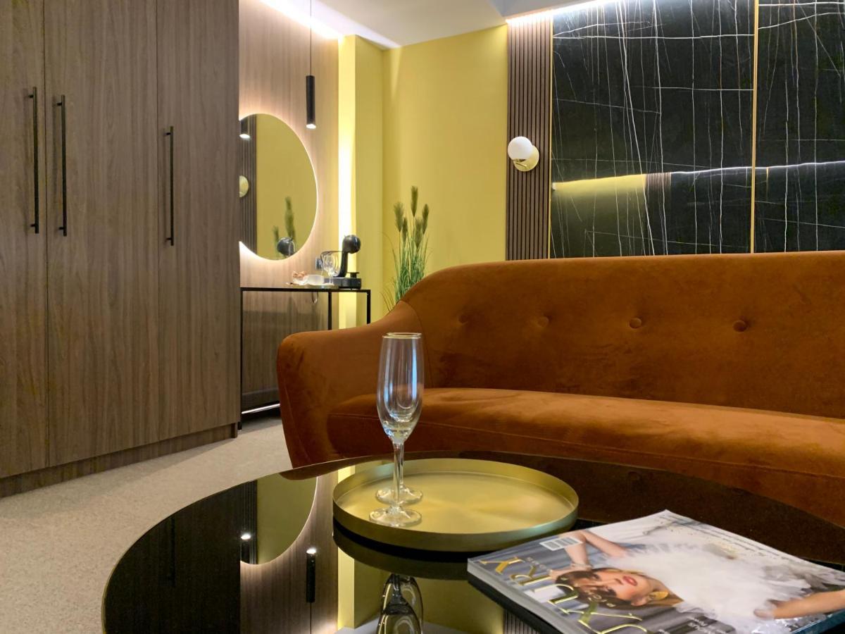 Luxury Sahara Noir Mamaia Nord Apartment ภายนอก รูปภาพ