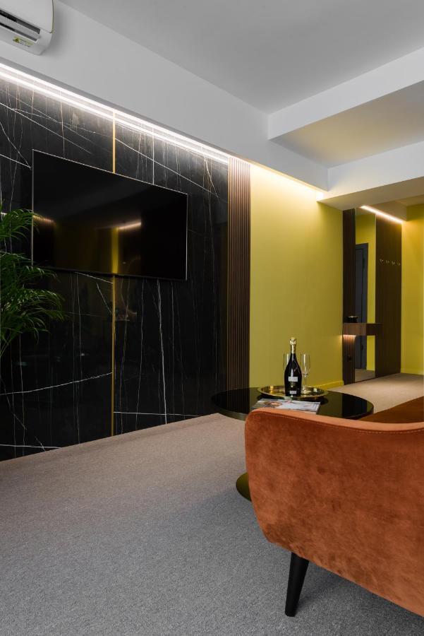 Luxury Sahara Noir Mamaia Nord Apartment ภายนอก รูปภาพ