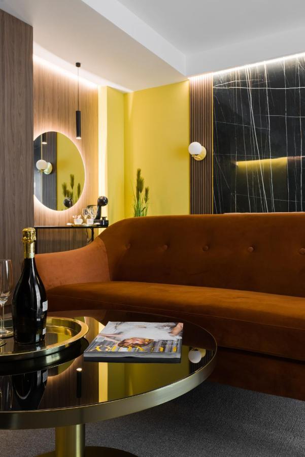 Luxury Sahara Noir Mamaia Nord Apartment ภายนอก รูปภาพ